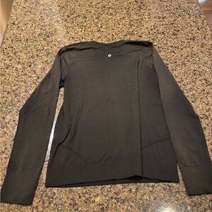 Lululemon Swiftly Relaxed Long-Sleeve Shirt Hip Length Black Long Sleeve 6/8